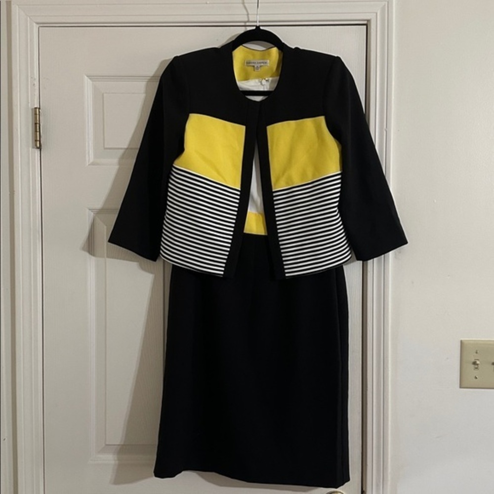 Sandra Darren 2 Piece black yellow white dress and jacket suit Woman’s Size 8
